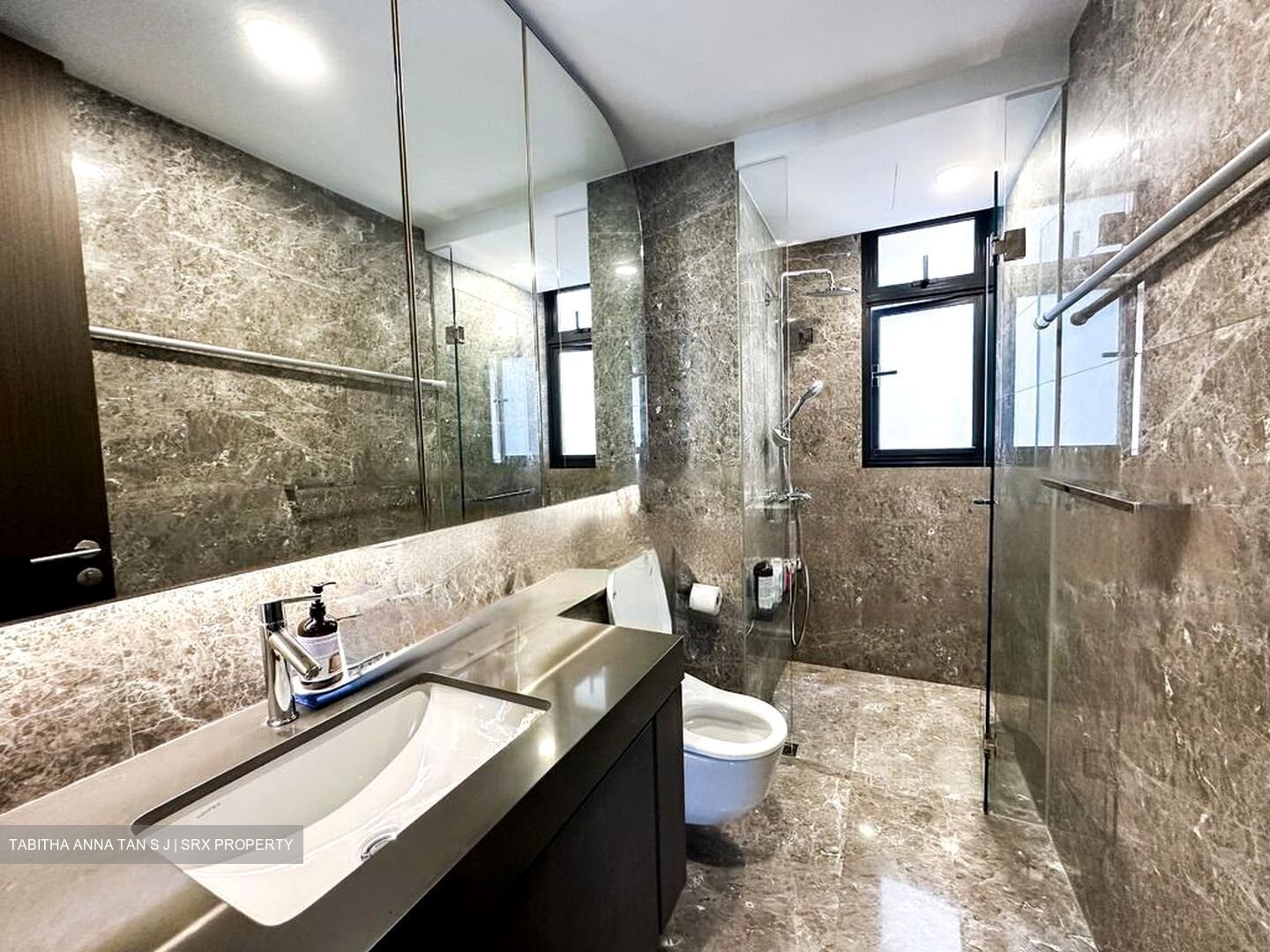 Avenue South Residence (D3), Apartment #456351791